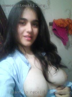 Want to receive nude woman NJ attention.